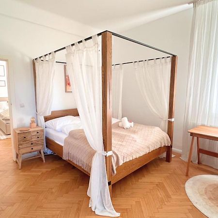 Cozy Apartment In Quiet Location, Fast Train Station 100M Away, Contactless Check-In Wenen Buitenkant foto